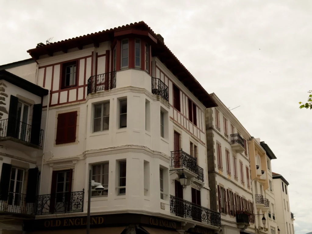 bâtiments de saint-jean-de-luz