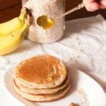 pancakes dans une assiette