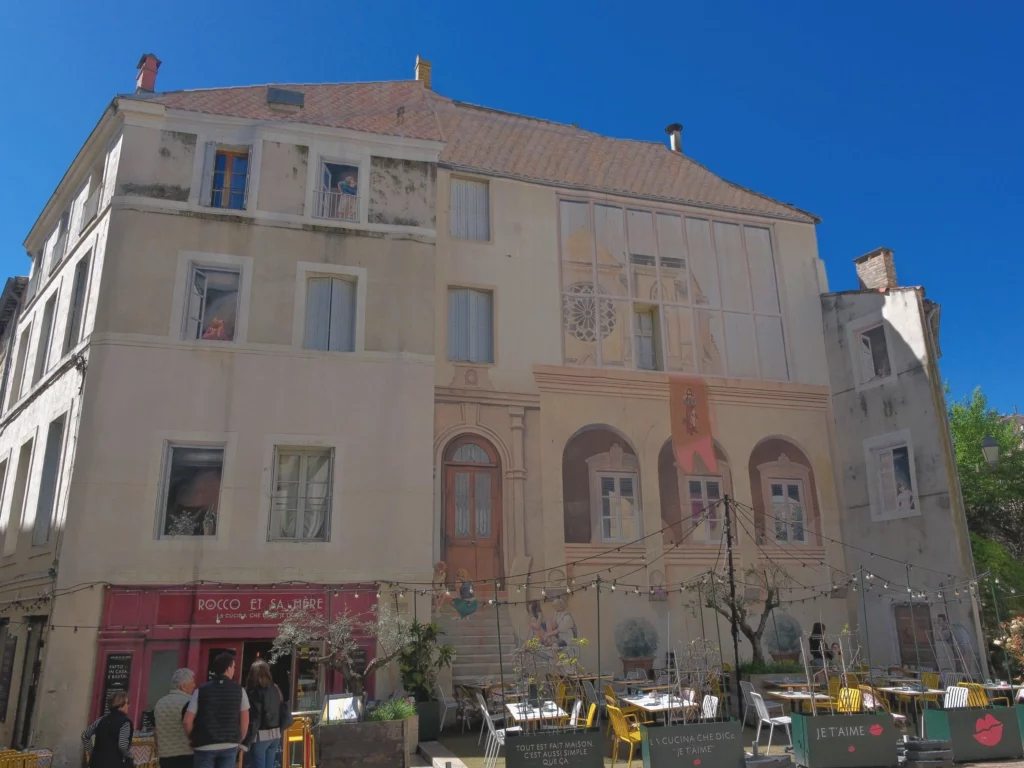 peinture sur une façade du centre de Montpellier